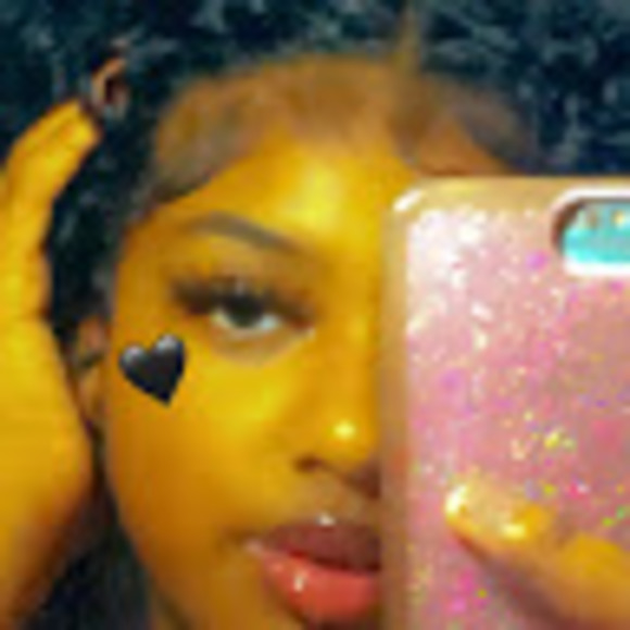 Meet your Posher, Ruby - Picture 1 of 1